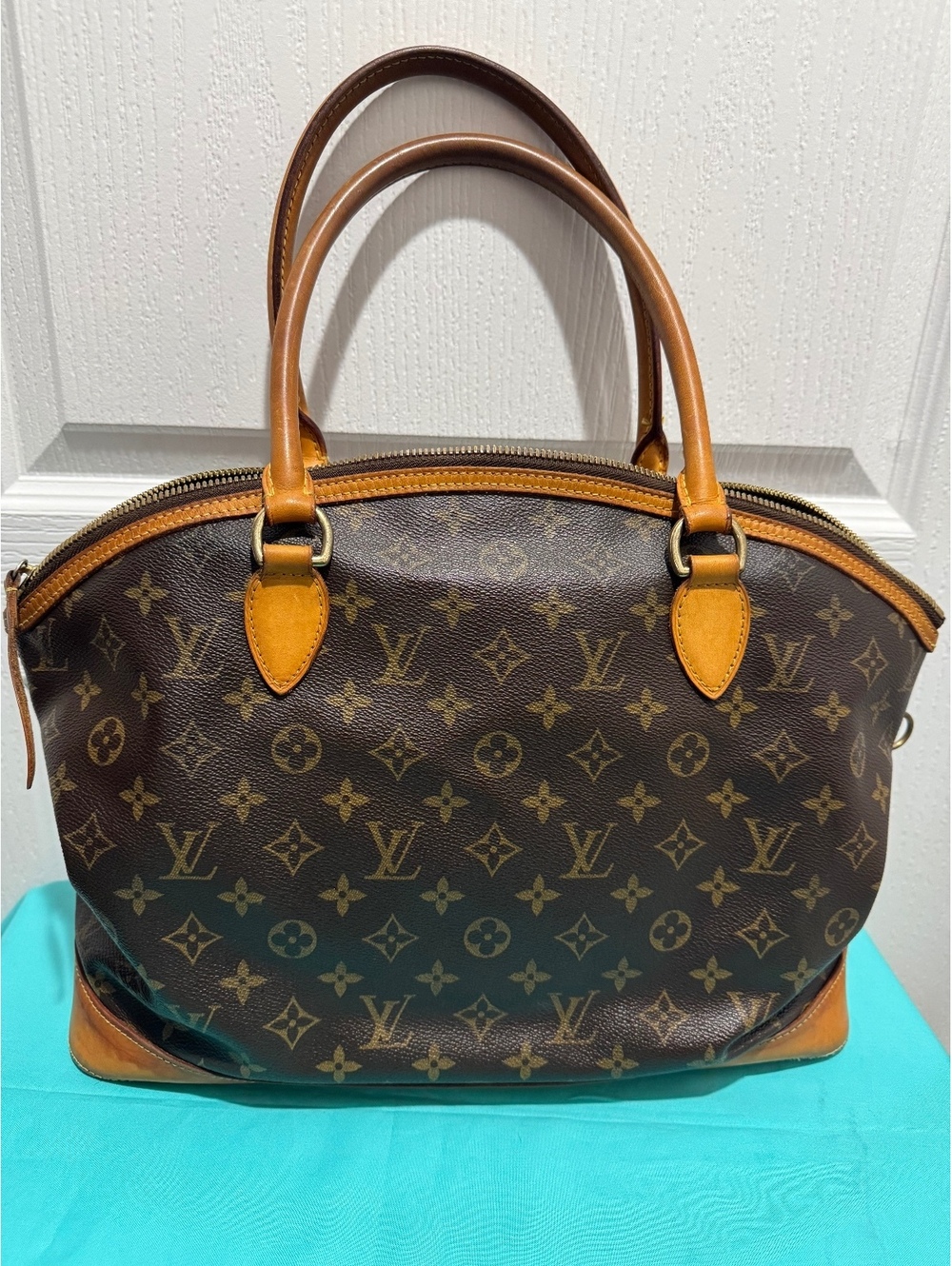 Louis Vuitton Lockit Horizontal Handbag - Picture 2 of 14